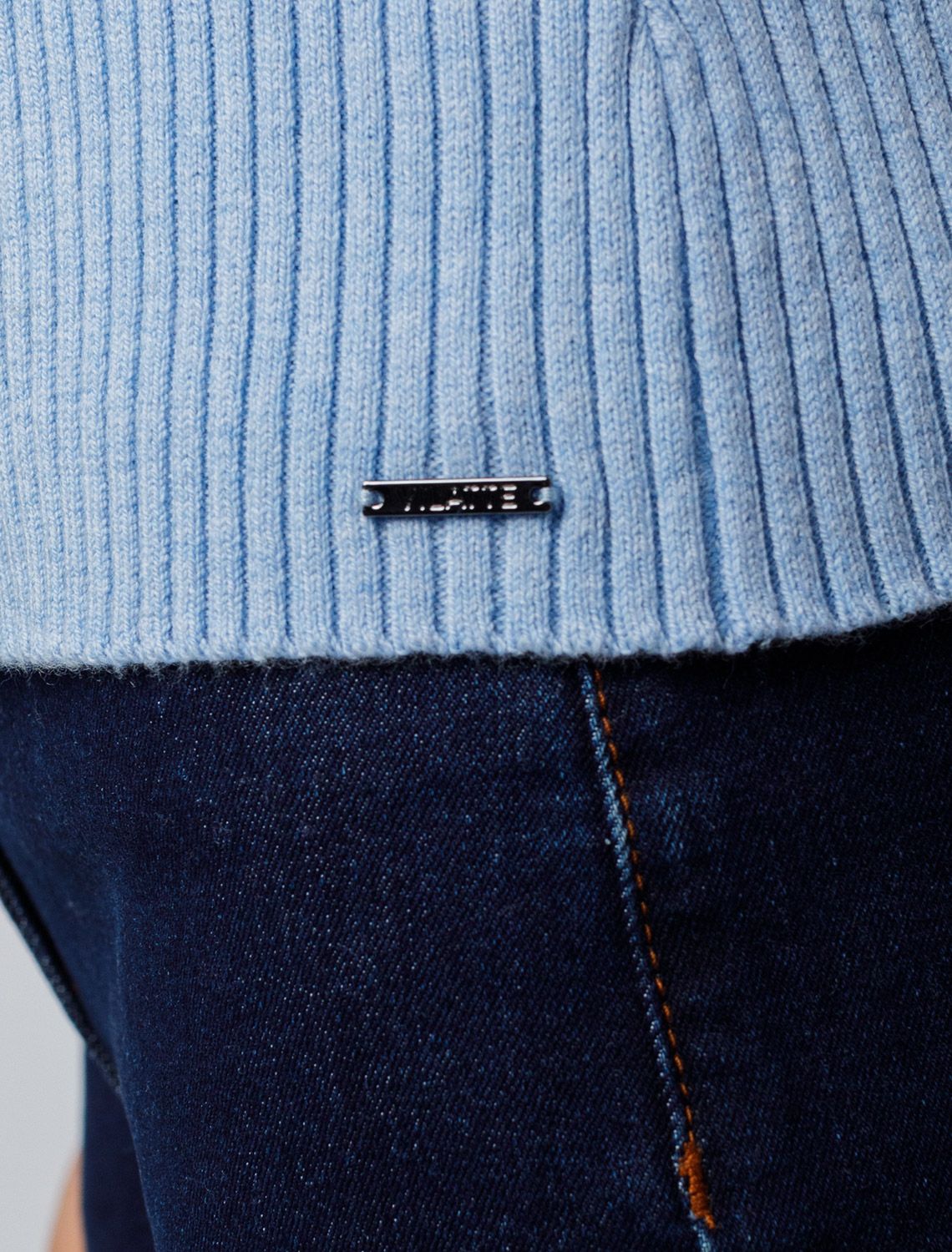 Джемпер-поло с застежкой на молнии из хлопка с кашемиром D39.351 голубой меланж