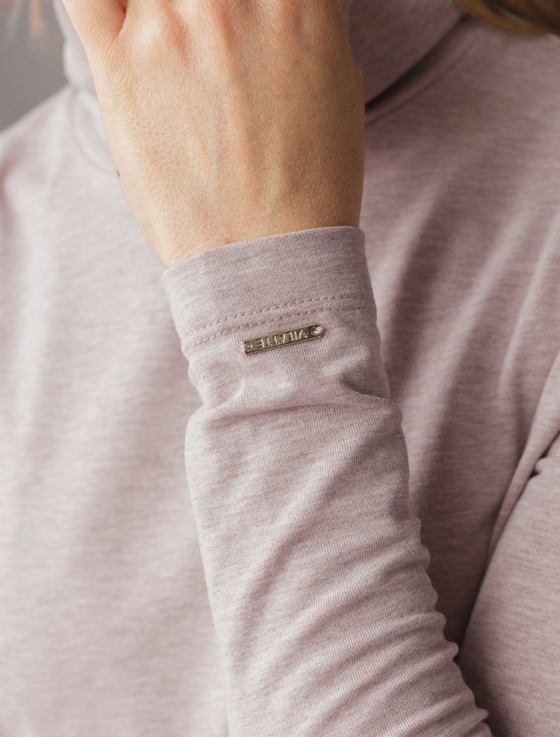 Водолазка из премиального хлопка с эластаном D49.115 кофейный меланж