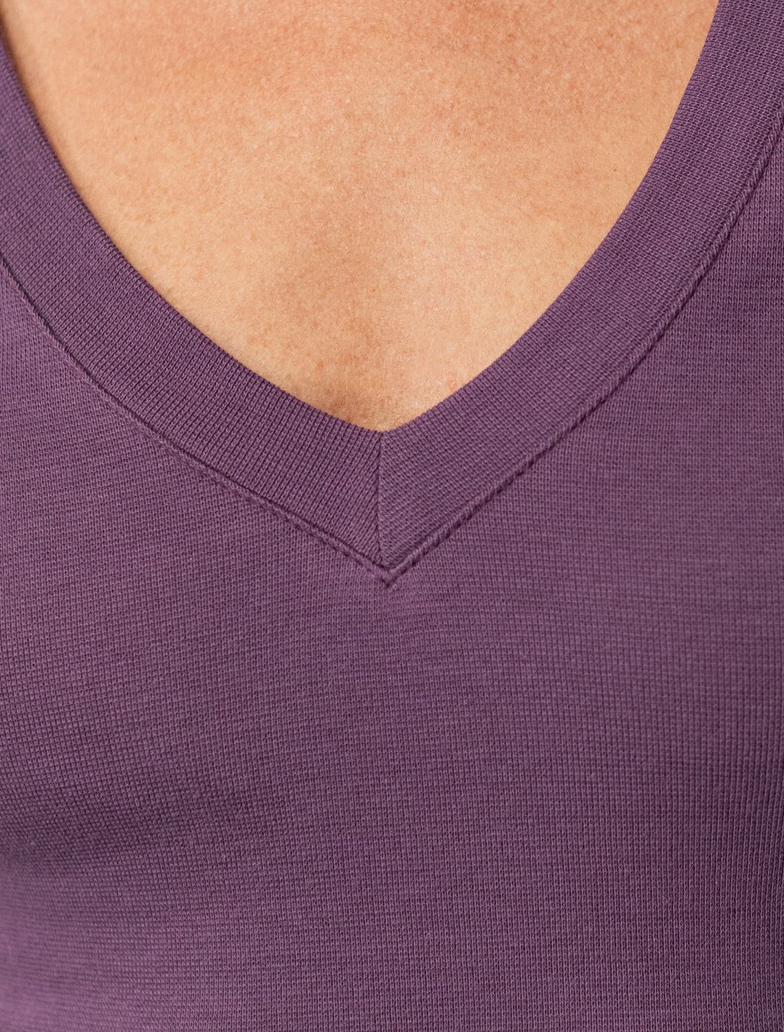 Футболка из плотного трикотажа с плетением риб 1*1 D49.126 бургунди