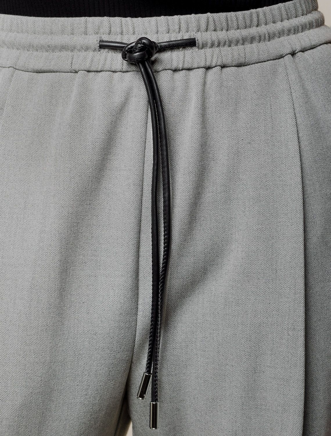 Брюки-палаццо из премиальной костюмной ткани с добавлением лиоцелла D24.299 серый