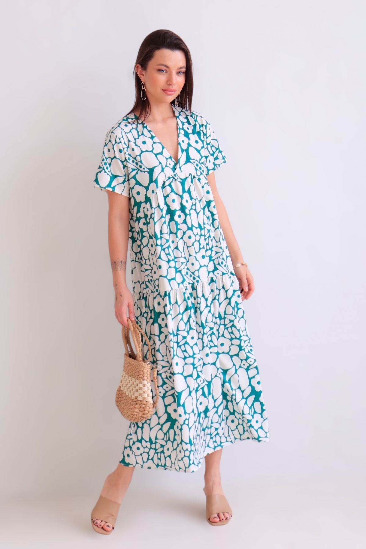 16729 Платье зелёное с белыми цветами