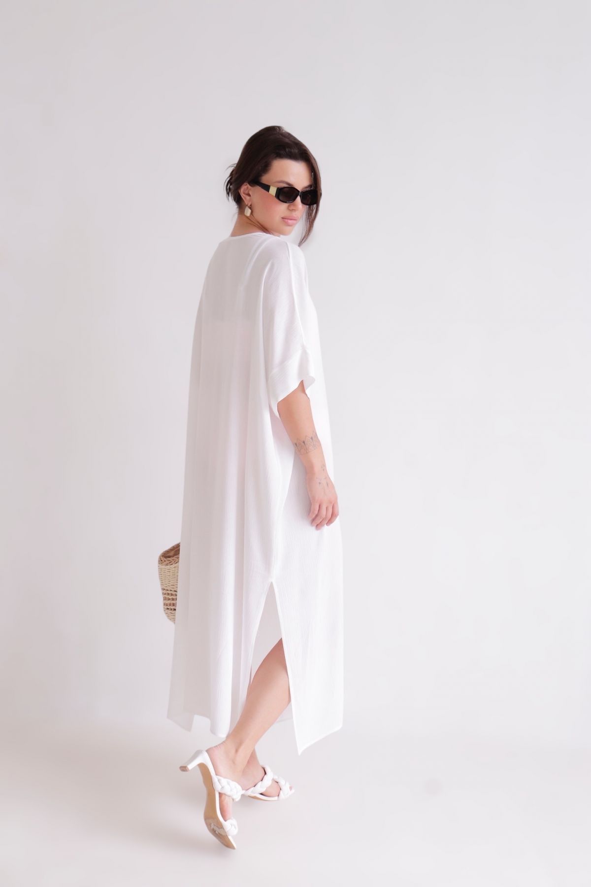 12546 Платье пляжное белое