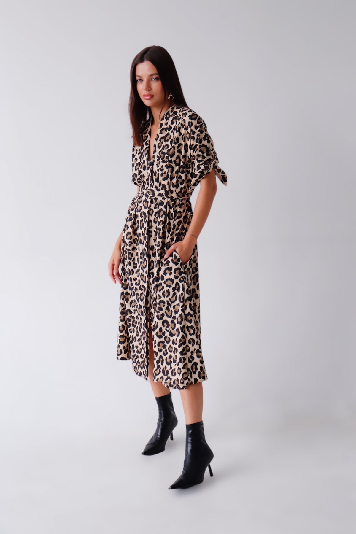 16411 Платье с анималистичным принтом (остаток: 42, 44)