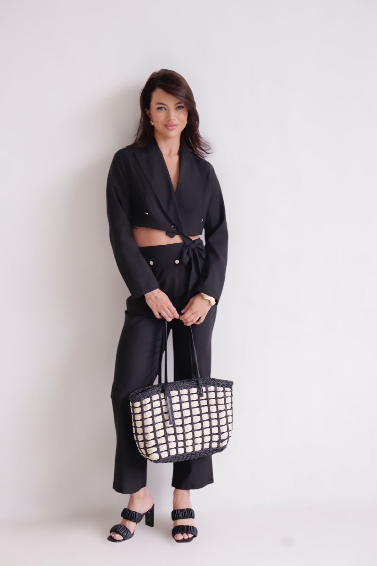 16723 Костюм брючный черный