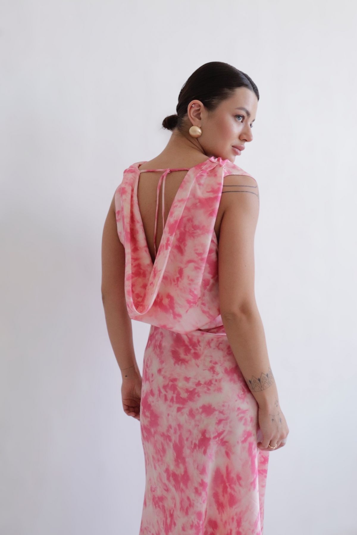 16311 Платье с вырезом по спинке в розовых оттенках (остаток: 44, 46)