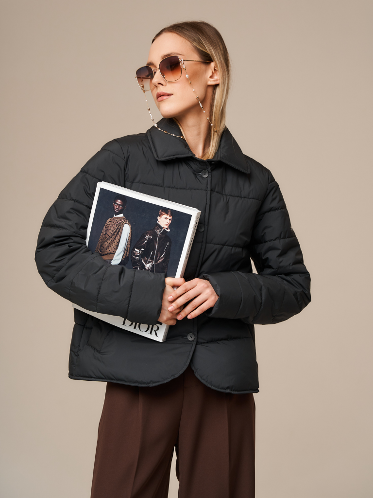 5587 р.  11314 р.  Пуховик женский черный