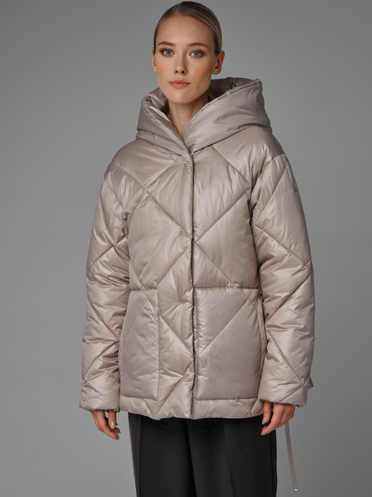 5354 р.  10842 р.  Пуховик женский темно-бежевый