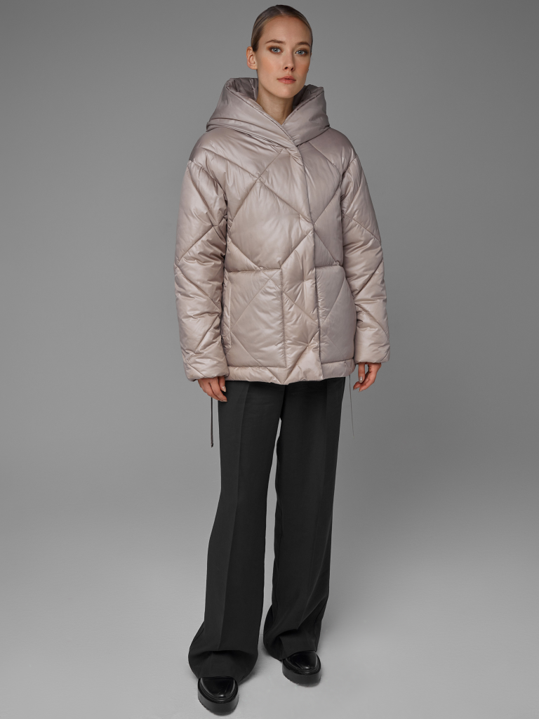 5354 р.  10842 р.  Пуховик женский темно-бежевый