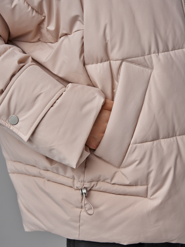 3926 р.  6490 р.  Пуховик женский бежевый