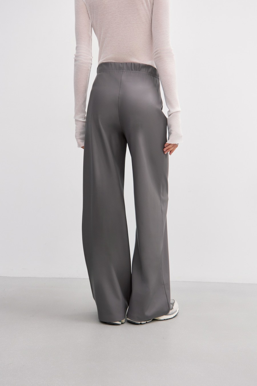 950р1340рБрюки PN 24-4051 р.164-170 серый