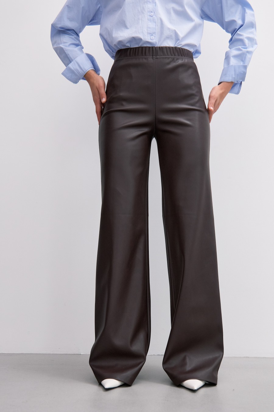 950р1340рБрюки PN 24-4051 р.170-176 коричневый матовый