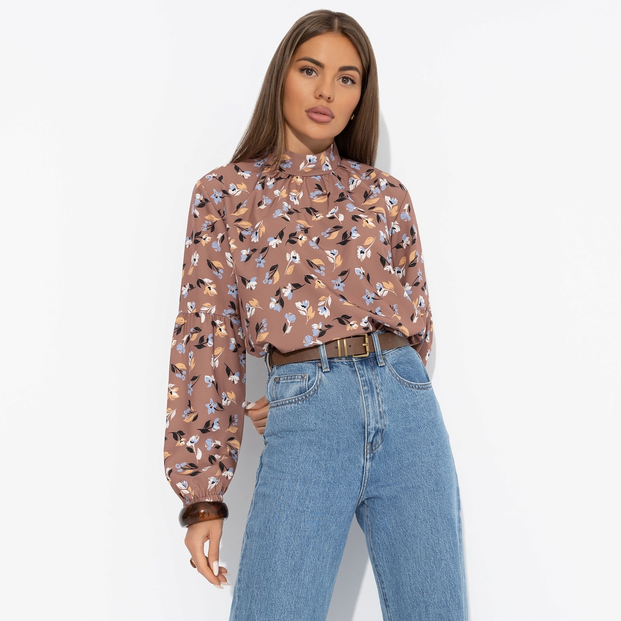 Блуза с драпировкой, Драма в деталях (фундук)