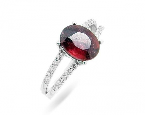 Кольцо из серебра рубин корунд, SL-RIC72