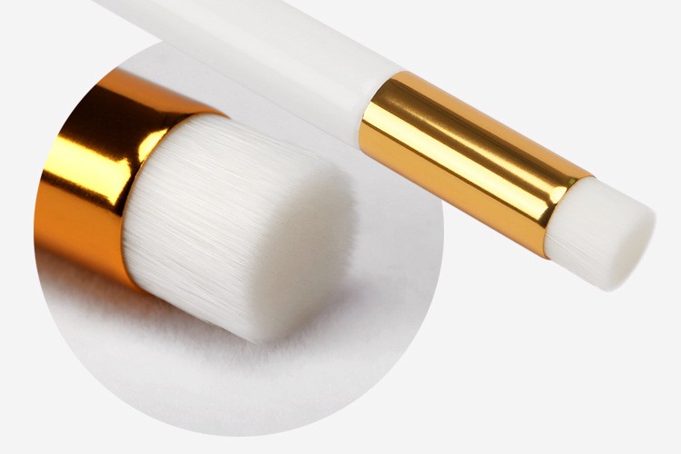 Кисть для точечной очистки проблемных участков кожи