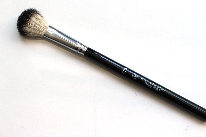 Кисти для хайлайтера из натурального ворса Anastasia А23