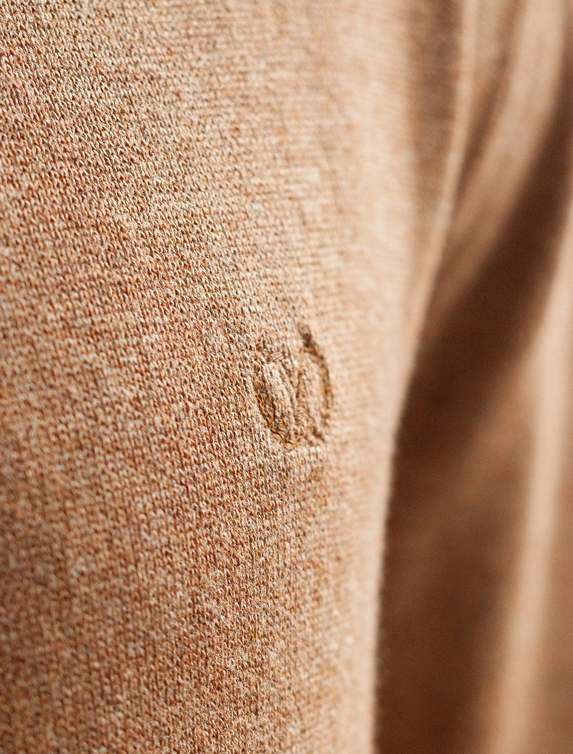 Джемпер с круглым воротом из хлопка с нейлоном U39.014 коричневый меланж