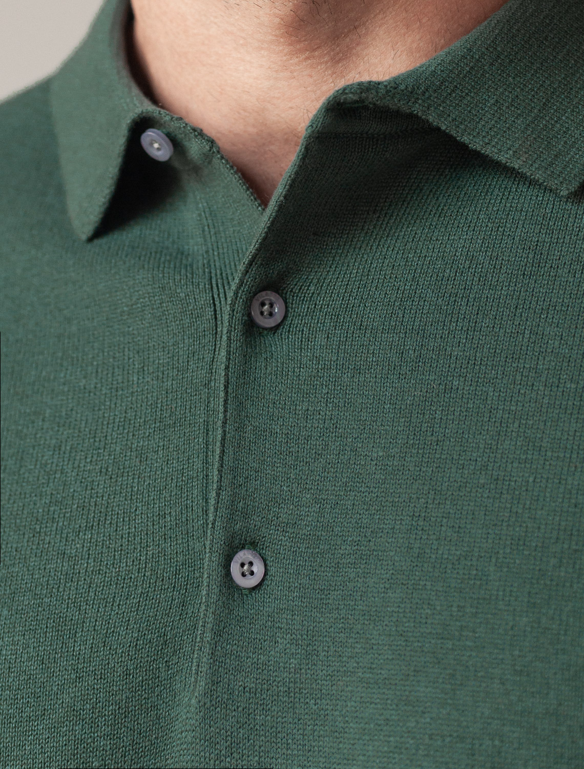 Джемпер-поло из хлопка с нейлоном U39.017 дымчатый зеленый