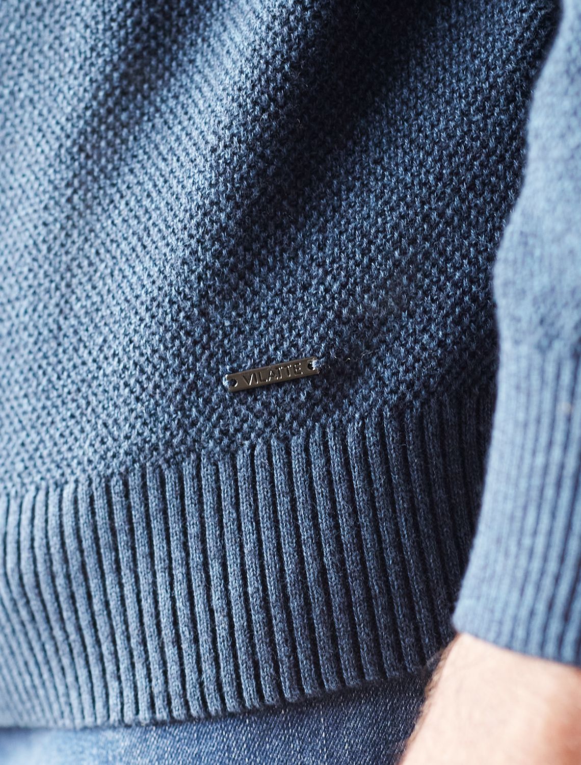 Джемпер фактурной вязки из хлопка с нейлоном U39.015 светло-синий меланж