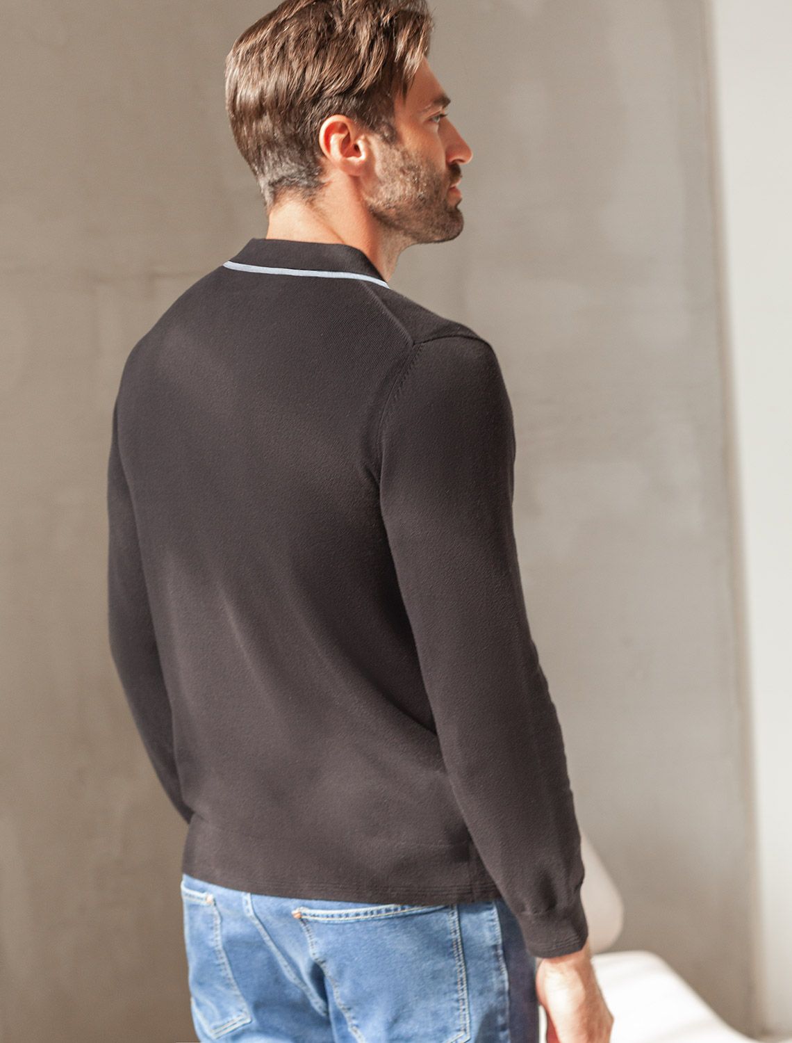 Джемпер-поло из хлопка с нейлоном U39.017 черный