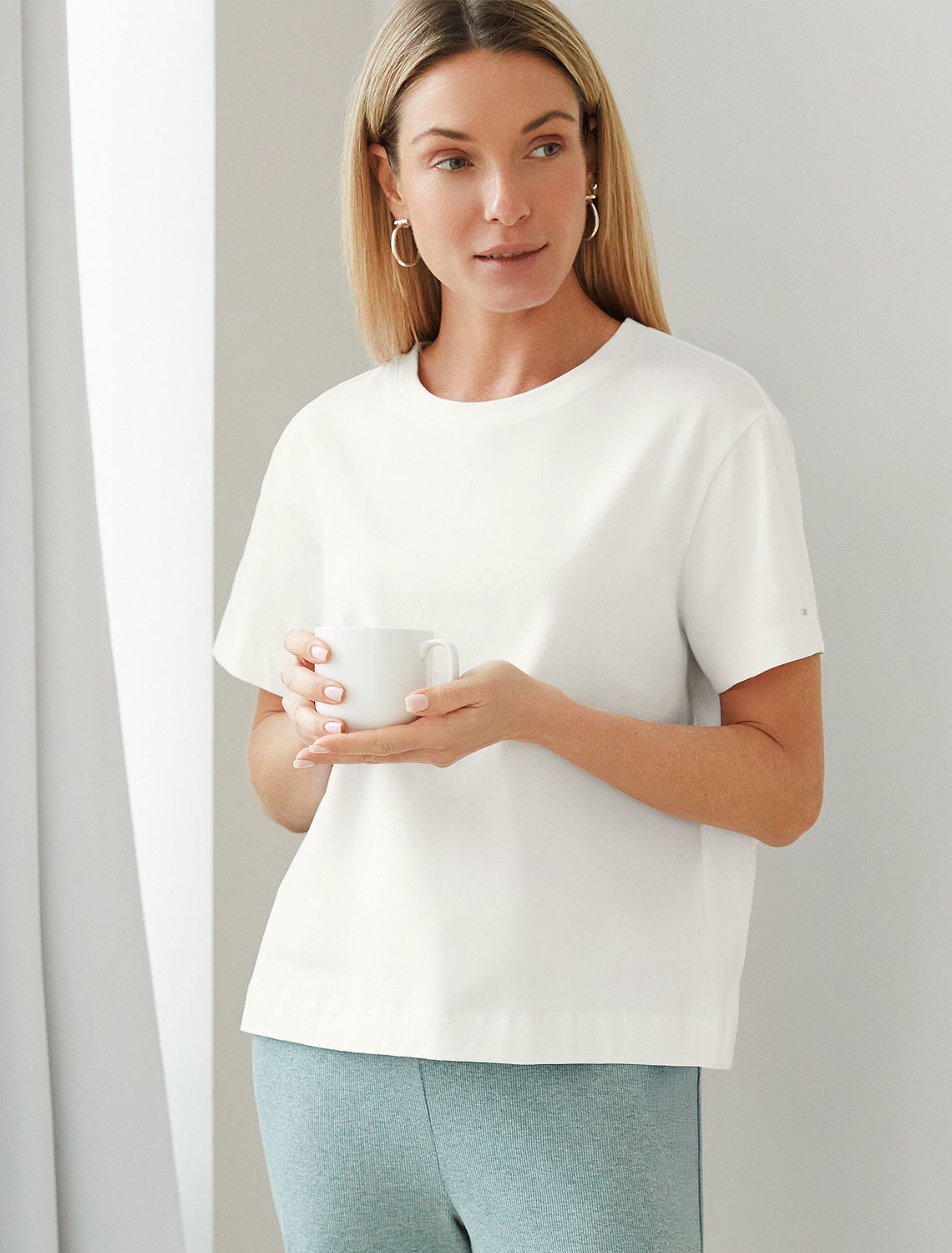 Ст.цена 1190р Футболка из премиального хлопка с эластаном D49.987 белый