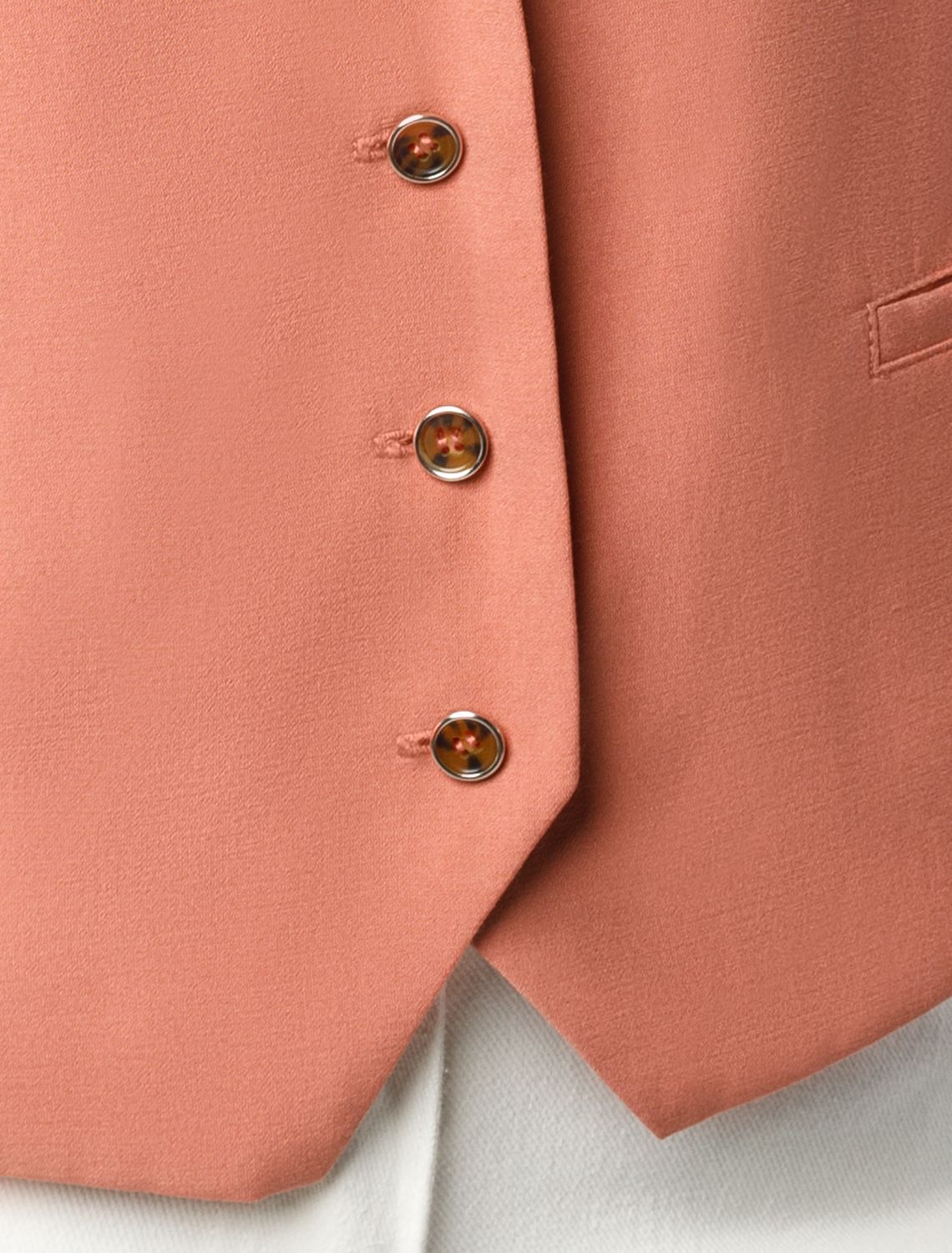 Ст.цена 2490р Жилет из плотного лиоцелла D27.002 дымчато-коралловый