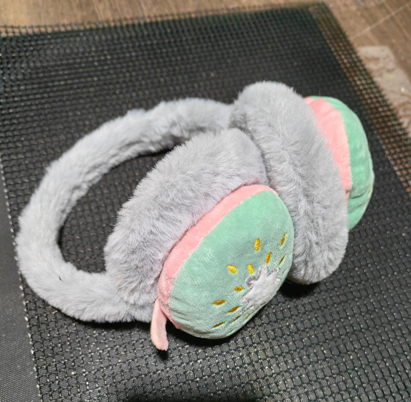 Наушники меховые. Цвет серый