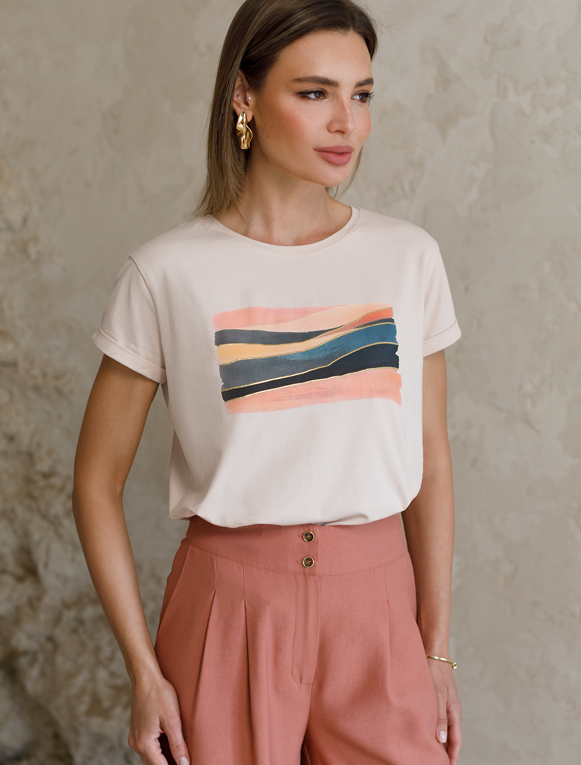 Футболка из премиального хлопка с авторским принтом