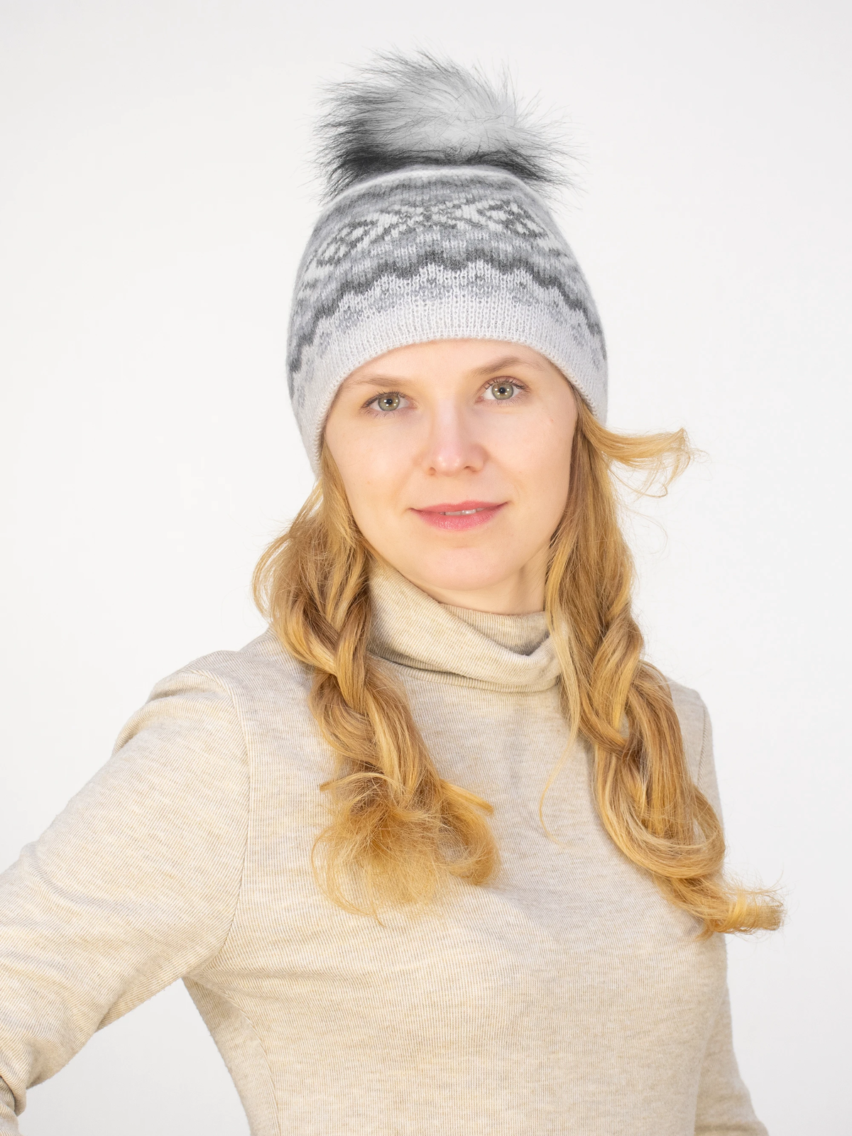 Шапка зимняя женская Марселан (Цвет светло-серый), размер 54-56, шерсть 70%