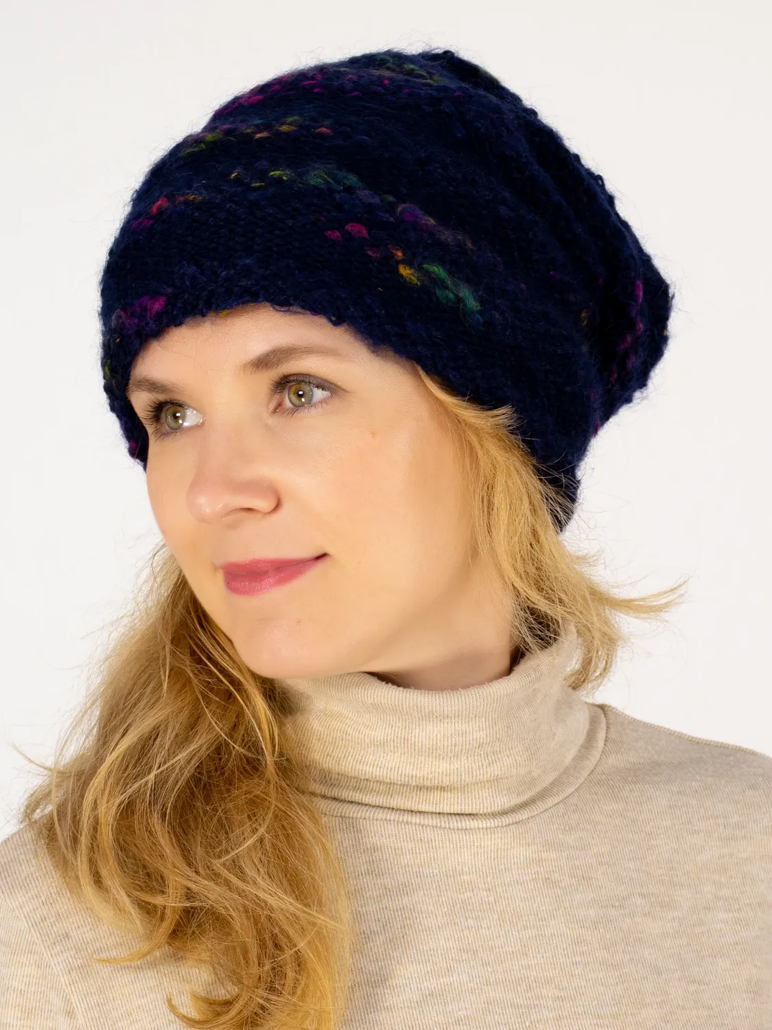 Шапка зимняя женская Сания (Цвет темно-фиолетовый), размер 56-58, шерсть 50%, мохер 30%