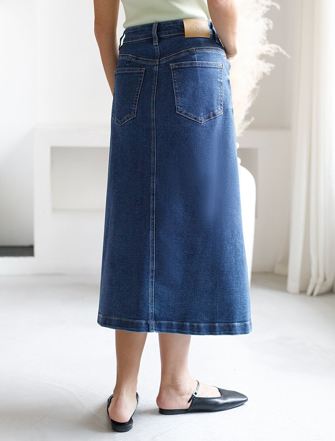 Джинсовая юбка из плотной эластичной джинсы 13.8OZ. D56.122 синий