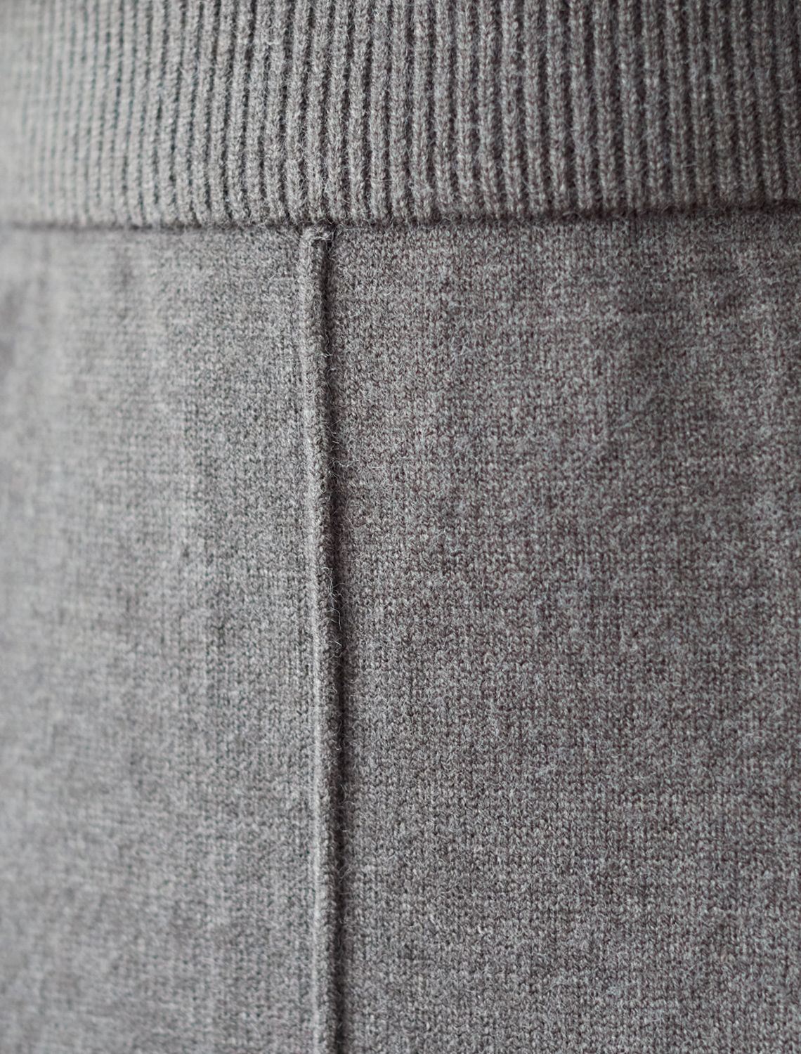 Юбка А-силуэта из пряжи с кашемиром D36.016 темно-серый меланж