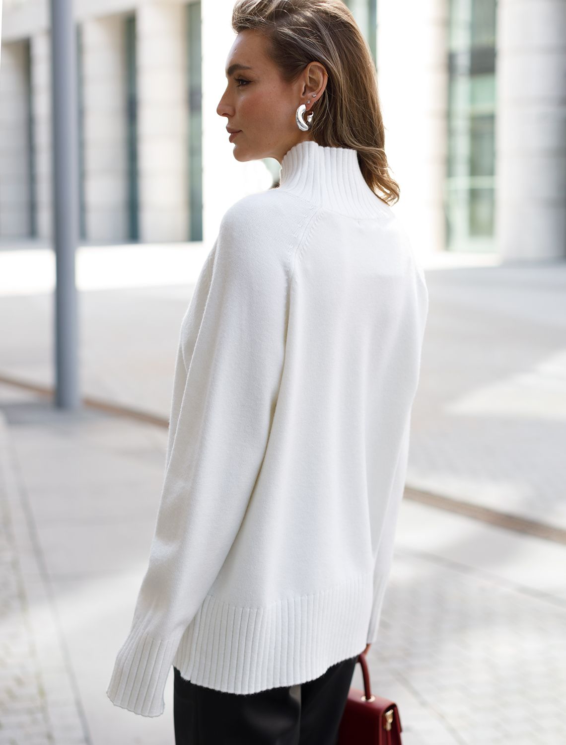 Джемпер из пряжи с кашемиром D34.204 натуральный белый