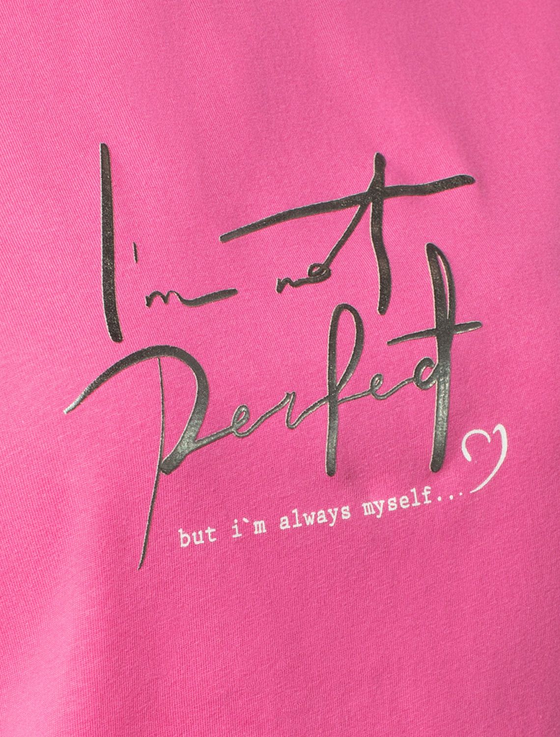 Футболка из 100% хлопка с авторским принтом. D49.092 розовая фуксия_perfect
