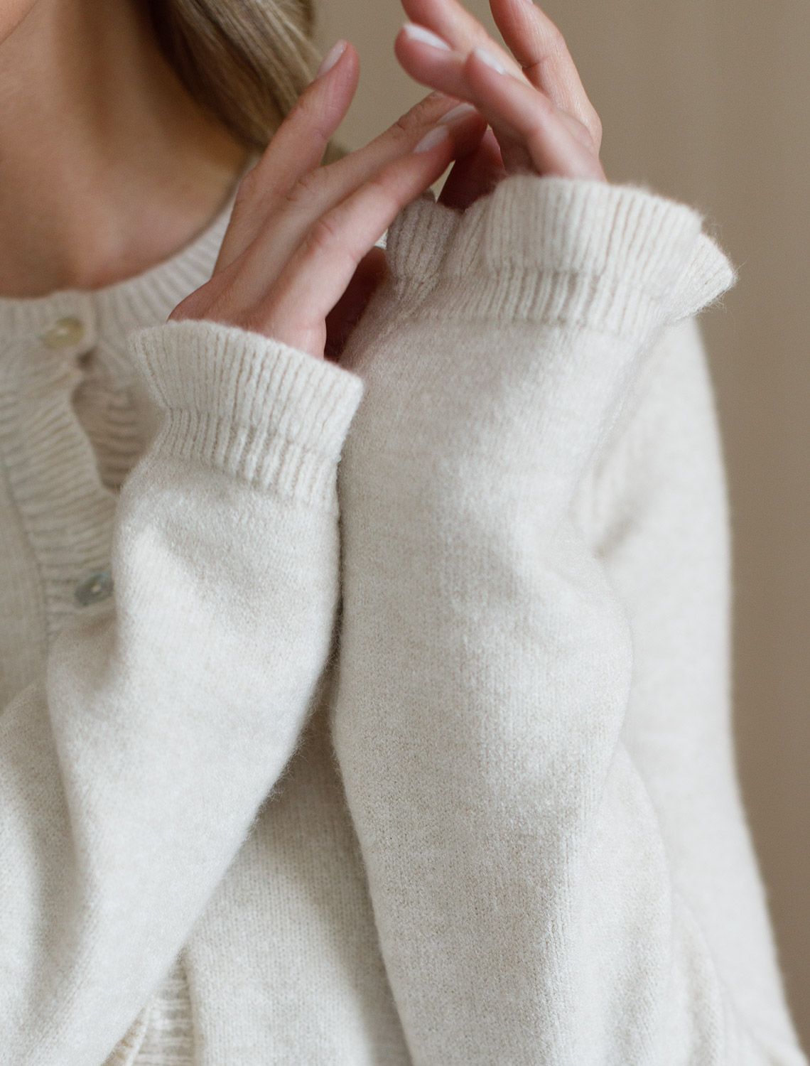 Кардиган из пряжи с кашемиром D31.149 овсяный меланж