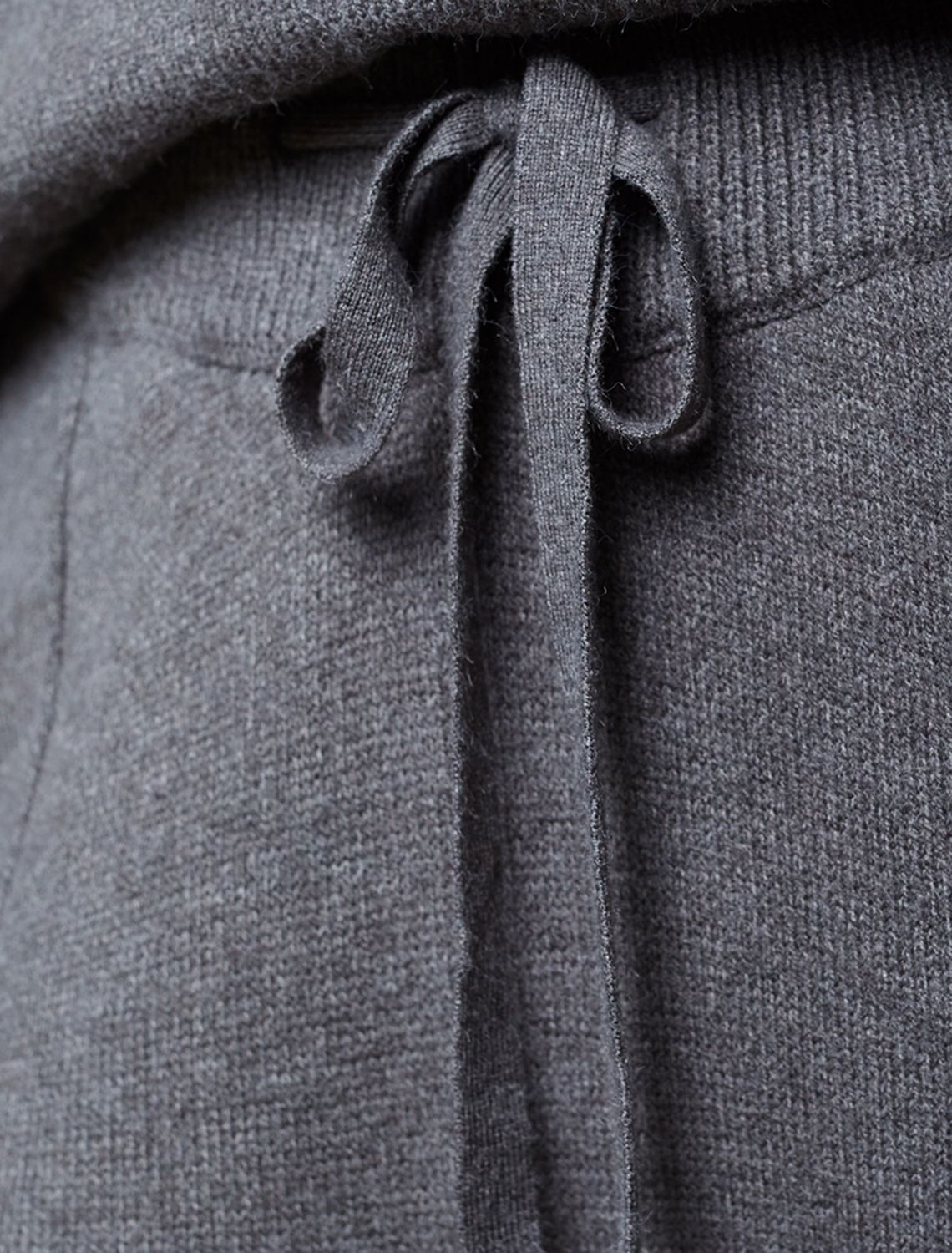 Брюки из пряжи с кашемиром D38.013 темно-серый меланж