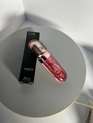 Блеск для губ с 3D эффектом  3D Hydra Lipgloss 04