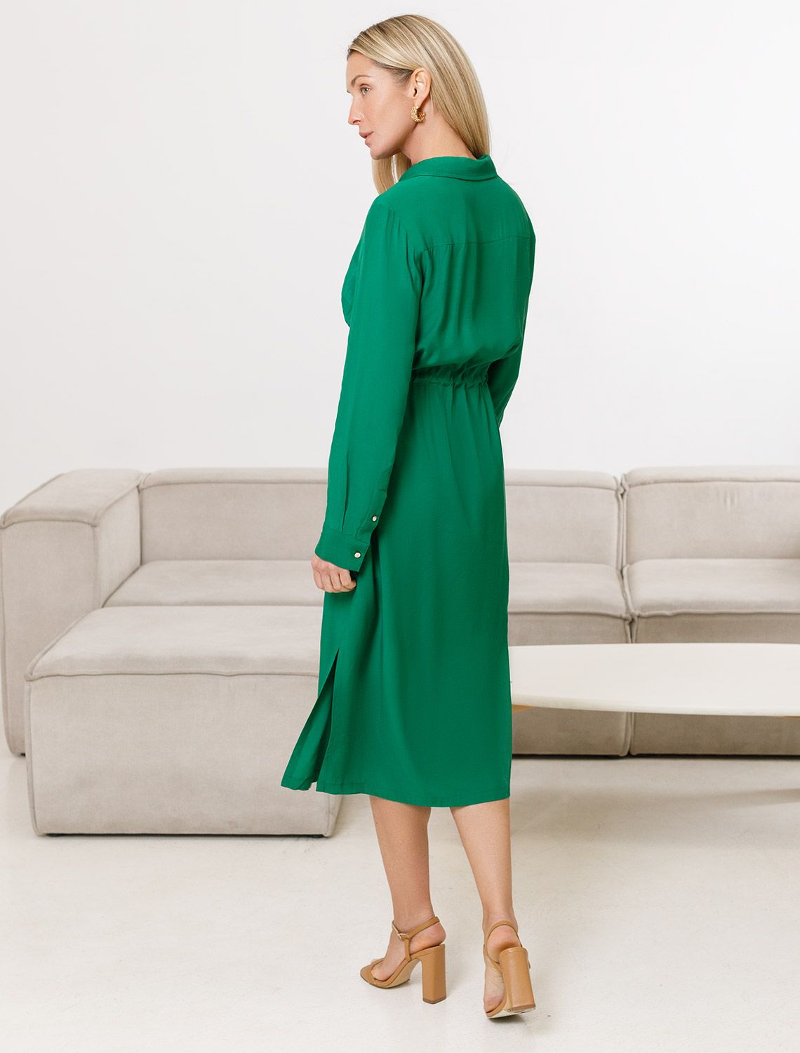 Ст.цена 3690р Платье А-силуэта из лиоцелла с вискозой D22.234 зеленый