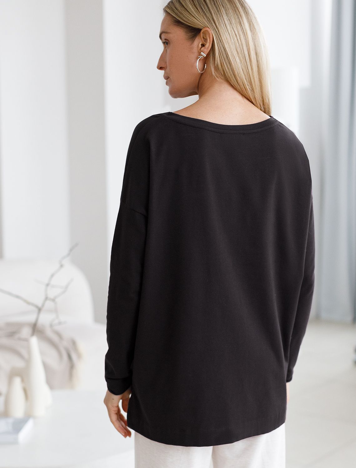 Ст.цена 1290р Джемпер из премиального хлопка с эластаном D49.959 черный