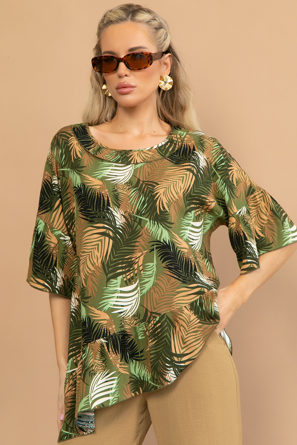 СТ. ЦЕНА 1340 руб//Туника Насладись моментом (листья/зелёный)