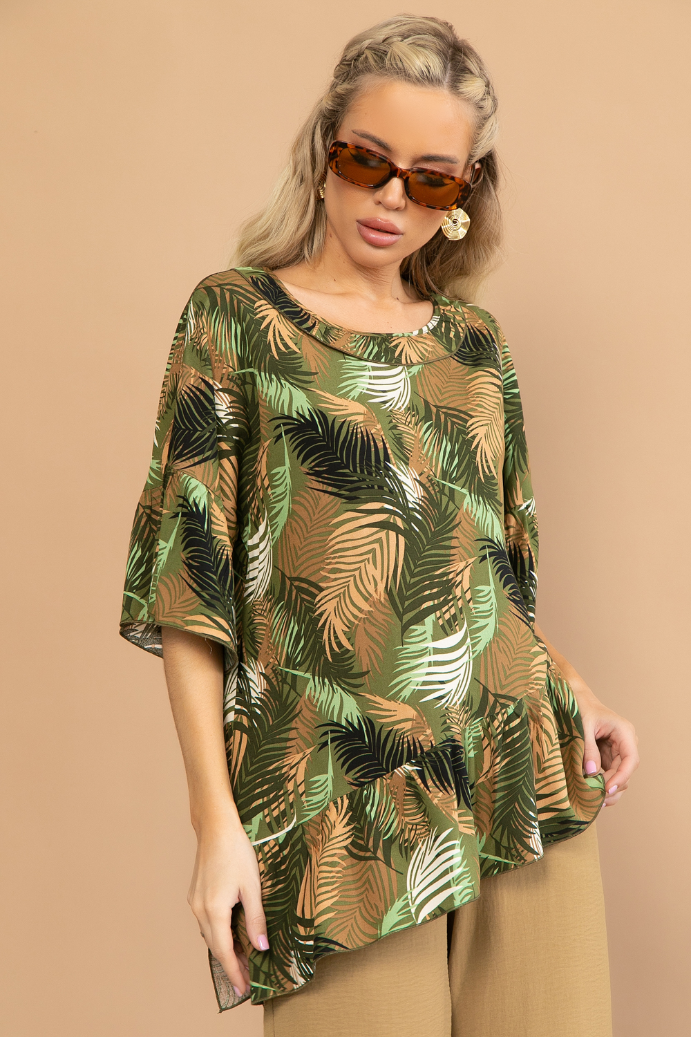 СТ. ЦЕНА 1340 руб//Туника Насладись моментом (листья/зелёный)