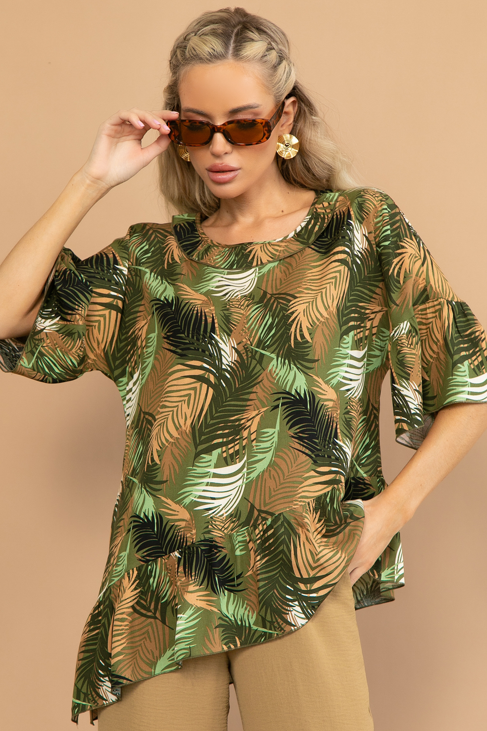 СТ. ЦЕНА 1340 руб//Туника Насладись моментом (листья/зелёный)