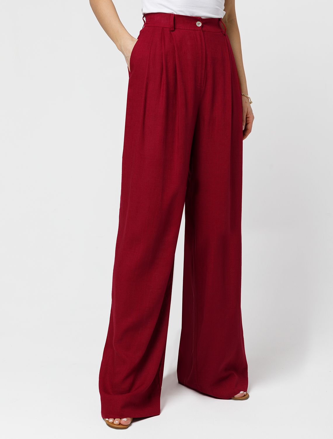 Ст.цена 3390р Свободные брюки изо льна с вискозой D24.222 гранатовый