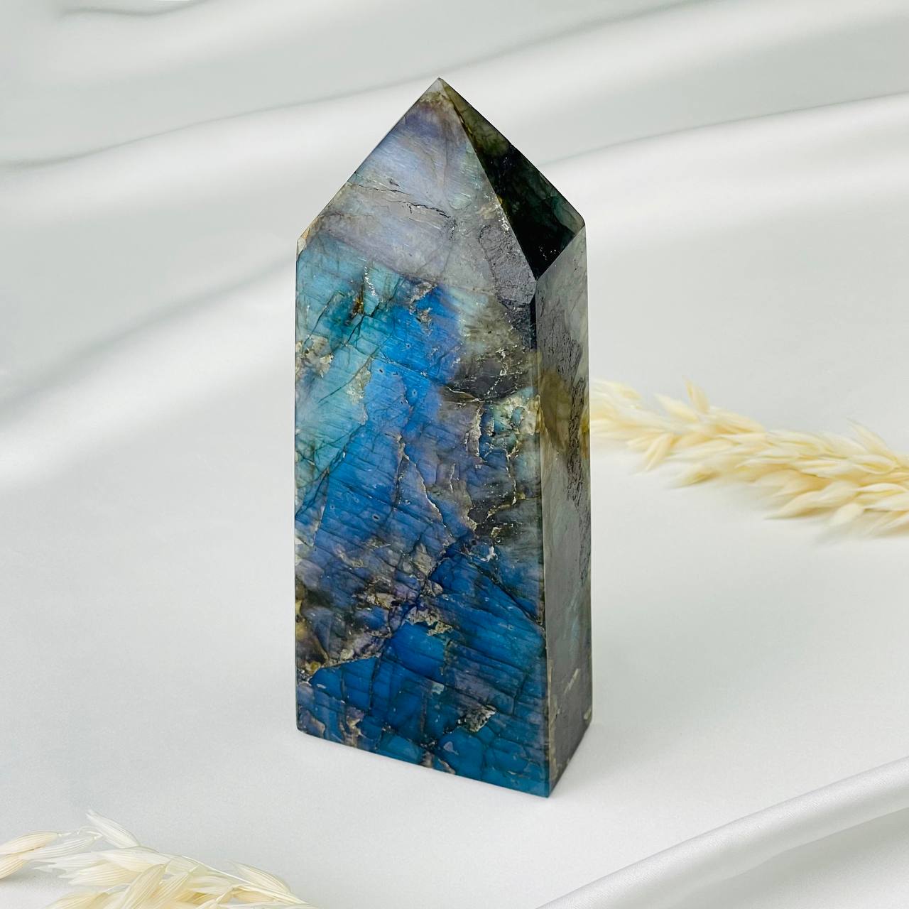 Радуга Самоцветов Кристалл из Лабрадора