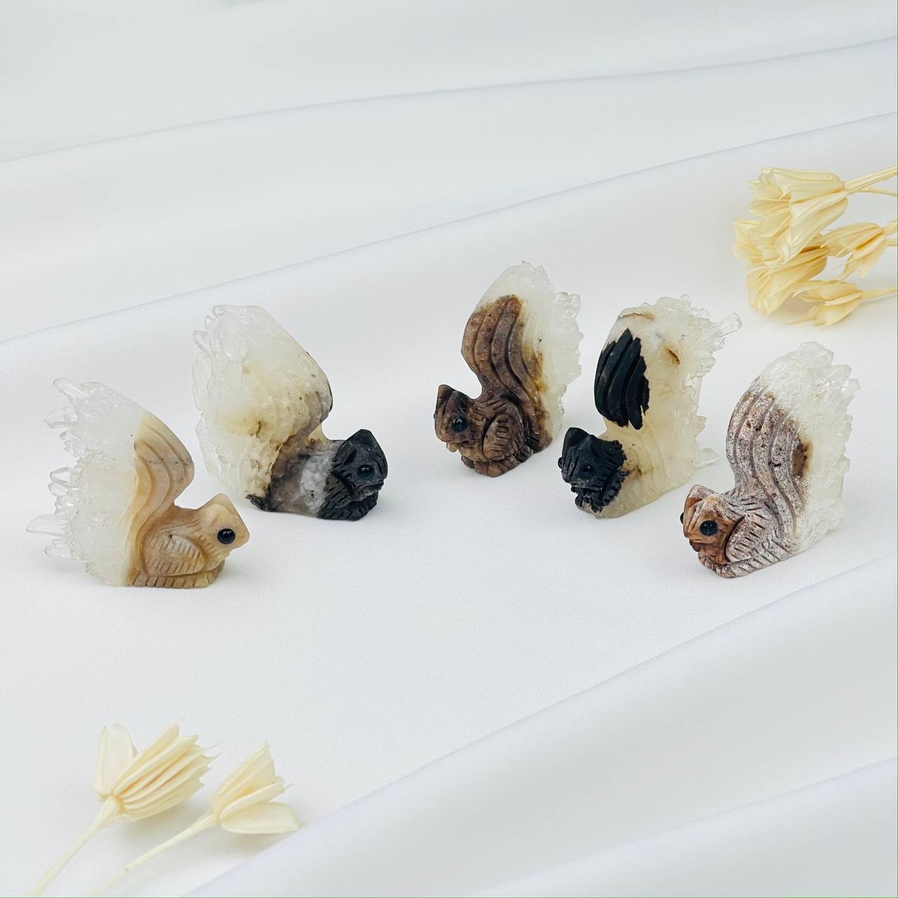 Радуга Самоцветов Белка из Друзы Горного Хрусталя