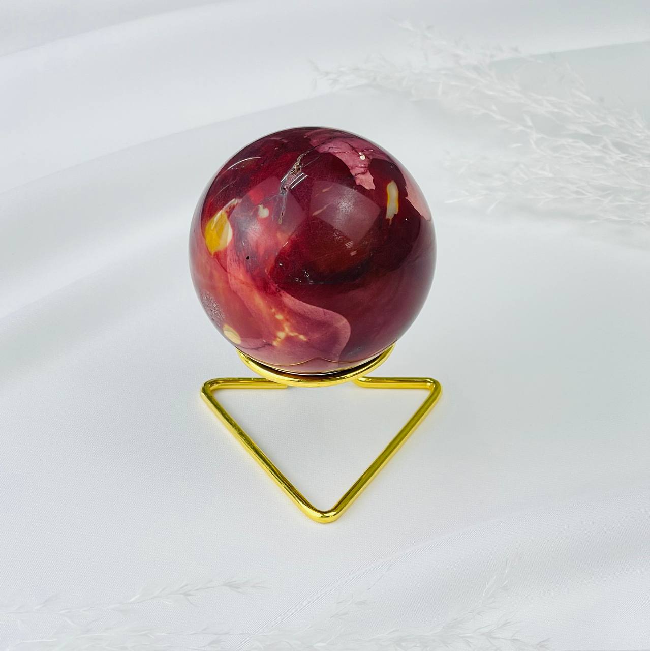 Радуга Самоцветов Шар из Яшмы (Мукаит) на подставке