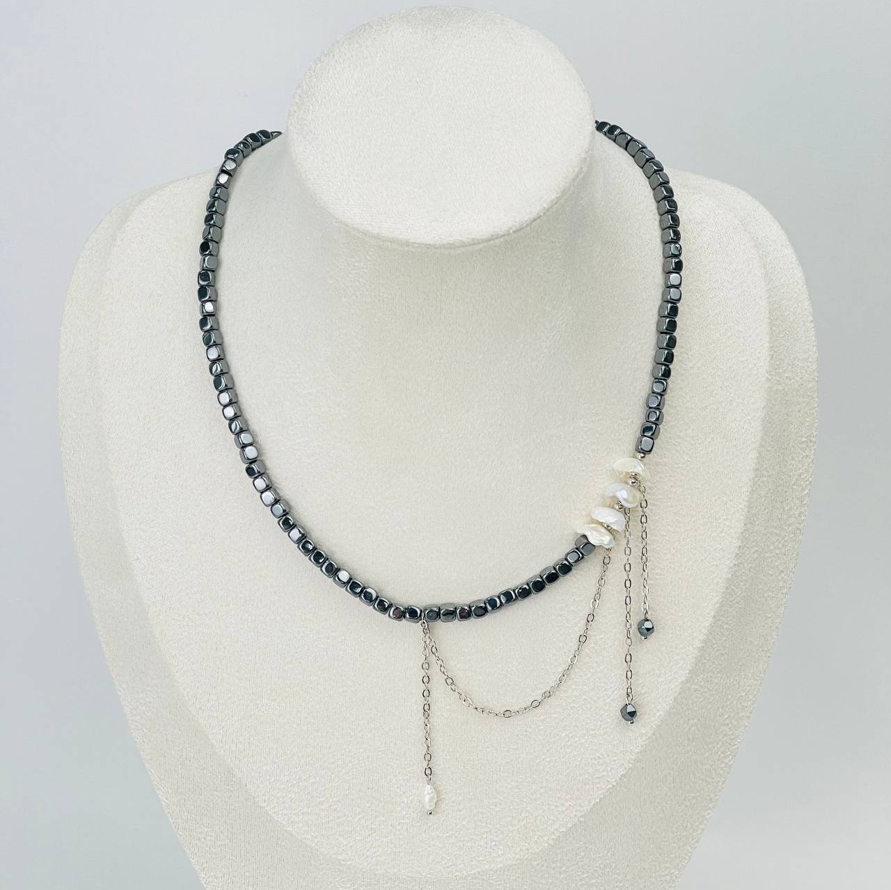 Радуга Самоцветов Колье из Гематита и Жемчуга