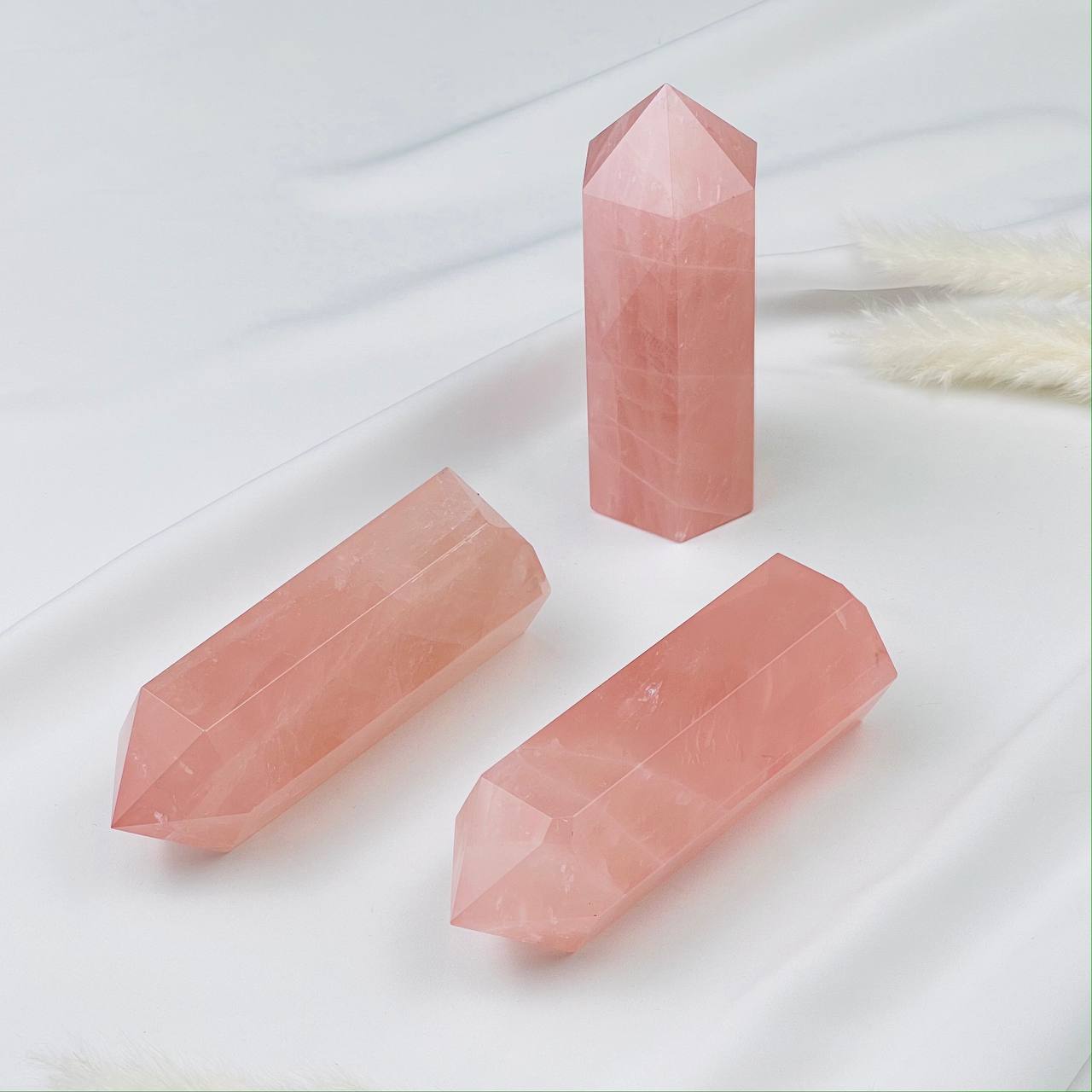 Радуга Самоцветов Кристалл из Розового кварца