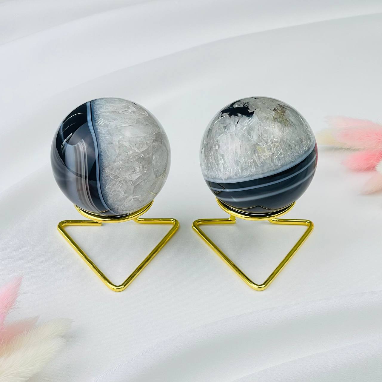 Радуга Самоцветов Шар из Агата на подставке