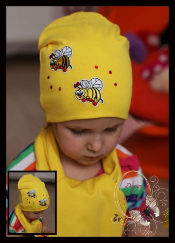Удлиненная желтая шапка «Пчёлки»
