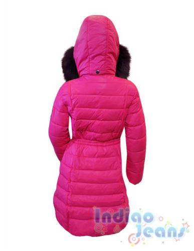 Яркое зимнее пальто для девочек